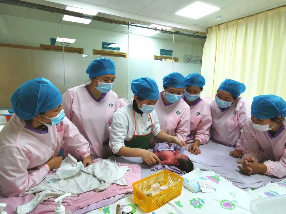 武安市妇婴监护型护送